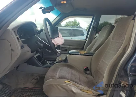 1998 Ford Explorer from USA, damaged, VIN 1FMZU34X5WZB67832